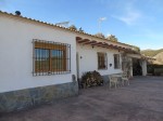 A country house for sale in the Purchena area